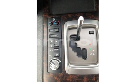 Acheter Import Voiture Toyota Land Cruiser Blanc à Import - Dubai, Îles Agalega Acheter Import Voiture Toyota Land Cruiser Blanc à Import - Dubai, Îles Agalega
