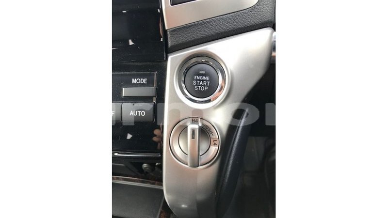 Big with watermark toyota land cruiser agalega islands import dubai 3764