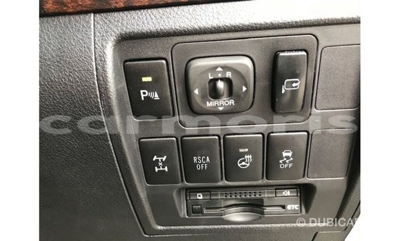 Acheter Import Voiture Toyota Land Cruiser Blanc à Import - Dubai, Îles Agalega Acheter Import Voiture Toyota Land Cruiser Blanc à Import - Dubai, Îles Agalega