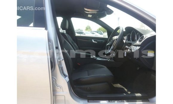 Acheter Import Voiture Mercedes-Benz 200 Autre à Import - Dubai, Îles Agalega Acheter Import Voiture Mercedes-Benz 200 Autre à Import - Dubai, Îles Agalega