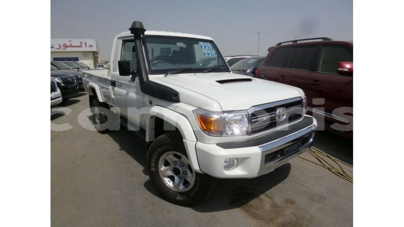 Big with watermark toyota land cruiser agalega islands import dubai 3772