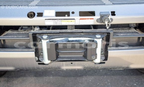 Acheter Import Voiture Toyota Land Cruiser Beige à Import - Dubai, Îles Agalega Acheter Import Voiture Toyota Land Cruiser Beige à Import - Dubai, Îles Agalega