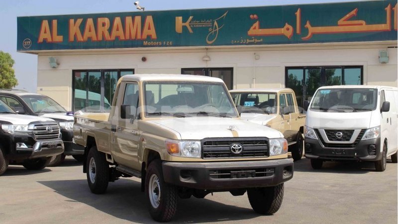 Big with watermark toyota land cruiser agalega islands import dubai 3788