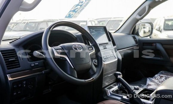 Buy Import Toyota Land Cruiser White Car in Import - Dubai in Agalega Islands Buy Import Toyota Land Cruiser White Car in Import - Dubai in Agalega Islands