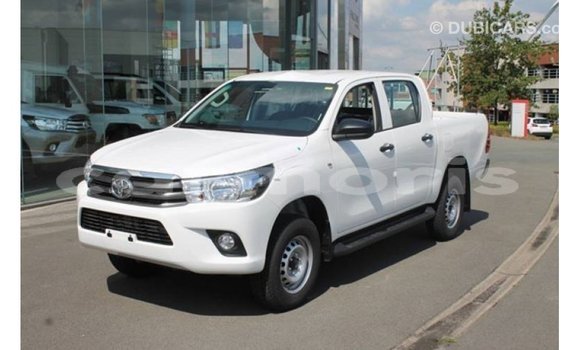 Buy Import Toyota Hilux White Car in Import - Dubai in Agalega Islands Buy Import Toyota Hilux White Car in Import - Dubai in Agalega Islands
