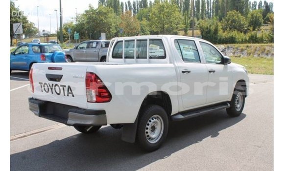 Buy Import Toyota Hilux White Car in Import - Dubai in Agalega Islands Buy Import Toyota Hilux White Car in Import - Dubai in Agalega Islands