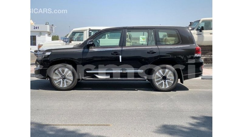 Big with watermark toyota land cruiser agalega islands import dubai 3804