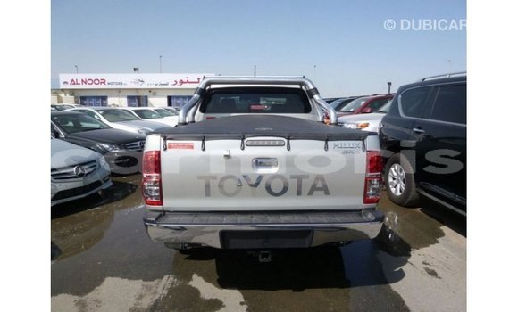 Acheter Import Voiture Toyota Hilux Autre à Import - Dubai, Îles Agalega Acheter Import Voiture Toyota Hilux Autre à Import - Dubai, Îles Agalega