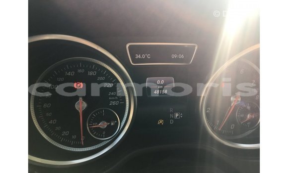 Buy Import Mercedes-Benz GLE White Car in Import - Dubai in Agalega Islands