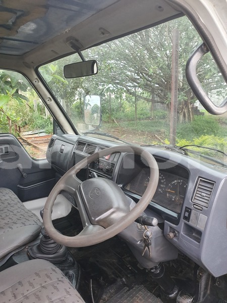 Big with watermark toyota dyna plaines wilhems district vacoas phoenix 3810