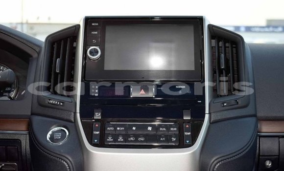 Acheter Import Voiture Toyota Land Cruiser Blanc à Import - Dubai, Îles Agalega Acheter Import Voiture Toyota Land Cruiser Blanc à Import - Dubai, Îles Agalega