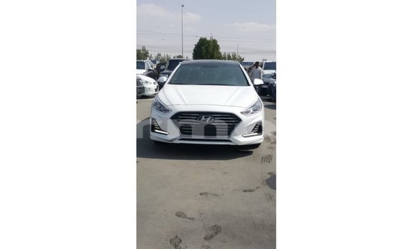 Buy Import Hyundai Sonata White Car in Import - Dubai in Agalega Islands Buy Import Hyundai Sonata White Car in Import - Dubai in Agalega Islands
