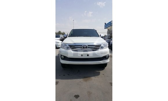 Buy Import Toyota Fortuner White Car in Import - Dubai in Agalega Islands Buy Import Toyota Fortuner White Car in Import - Dubai in Agalega Islands