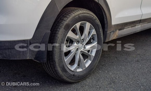 Buy Import Hyundai Tucson White Car in Import - Dubai in Agalega Islands Buy Import Hyundai Tucson White Car in Import - Dubai in Agalega Islands