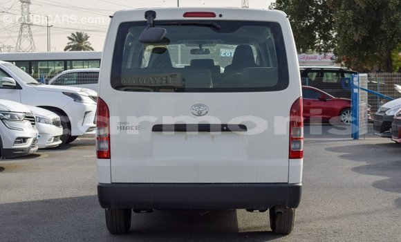 Buy Import Toyota Hiace White Car in Import - Dubai in Agalega Islands Buy Import Toyota Hiace White Car in Import - Dubai in Agalega Islands