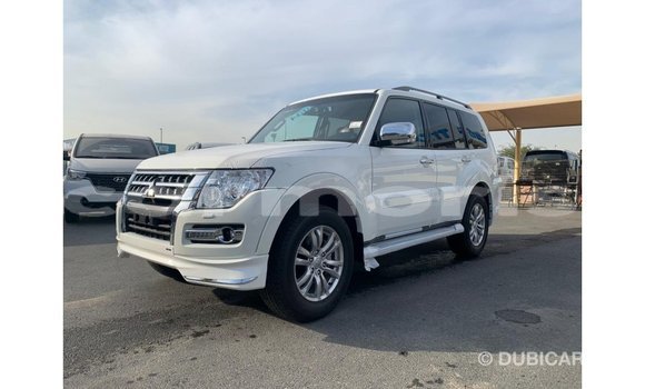 Buy Import Mitsubishi Pajero White Car in Import - Dubai in Agalega Islands Buy Import Mitsubishi Pajero White Car in Import - Dubai in Agalega Islands