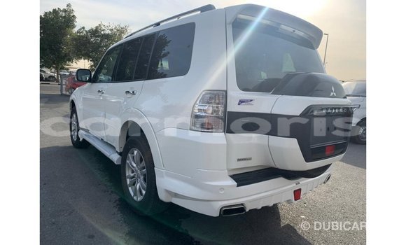 Buy Import Mitsubishi Pajero White Car in Import - Dubai in Agalega Islands Buy Import Mitsubishi Pajero White Car in Import - Dubai in Agalega Islands