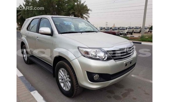 Buy Import Toyota Fortuner Other Car in Import - Dubai in Agalega Islands Buy Import Toyota Fortuner Other Car in Import - Dubai in Agalega Islands