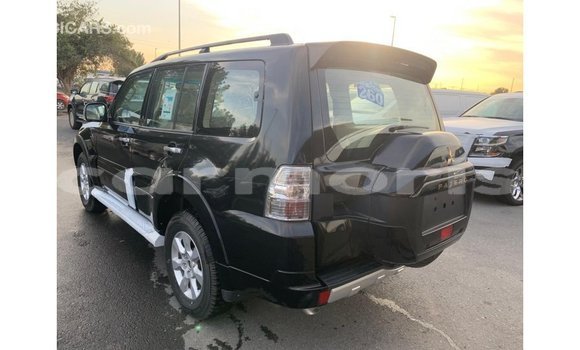 Buy Import Mitsubishi Pajero Black Car in Import - Dubai in Agalega Islands Buy Import Mitsubishi Pajero Black Car in Import - Dubai in Agalega Islands