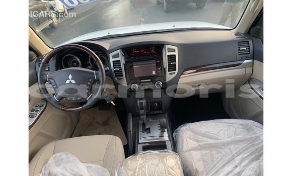 Buy Import Mitsubishi Pajero Black Car in Import - Dubai in Agalega Islands Buy Import Mitsubishi Pajero Black Car in Import - Dubai in Agalega Islands