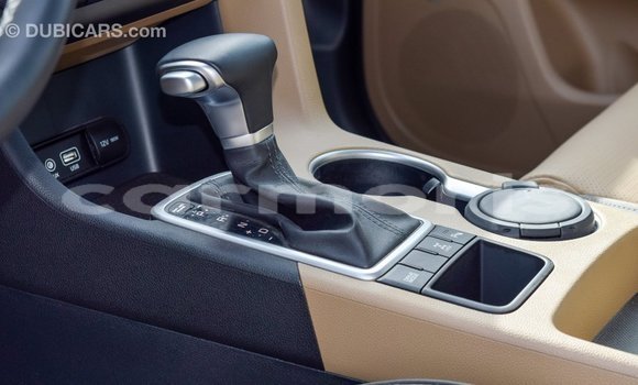 Buy Import Kia Sportage White Car in Import - Dubai in Agalega Islands Buy Import Kia Sportage White Car in Import - Dubai in Agalega Islands