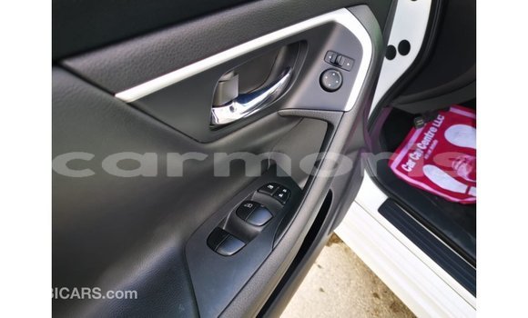 Buy Import Nissan Altima White Car in Import - Dubai in Agalega Islands Buy Import Nissan Altima White Car in Import - Dubai in Agalega Islands