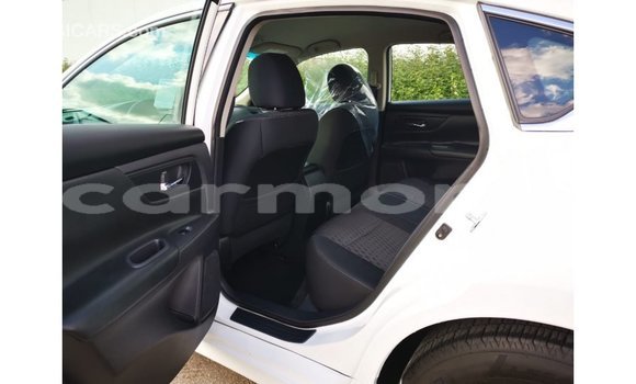 Buy Import Nissan Altima White Car in Import - Dubai in Agalega Islands Buy Import Nissan Altima White Car in Import - Dubai in Agalega Islands