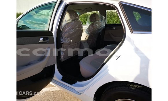 Buy Import Hyundai Sonata White Car in Import - Dubai in Agalega Islands Buy Import Hyundai Sonata White Car in Import - Dubai in Agalega Islands