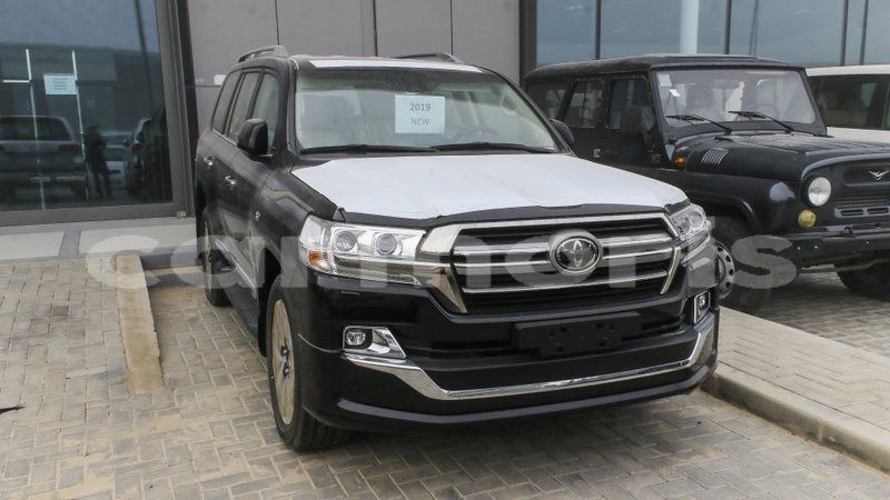 Big with watermark toyota land cruiser agalega islands import dubai 3848
