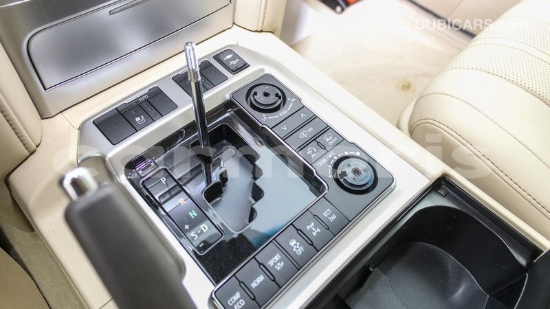 Big with watermark toyota land cruiser agalega islands import dubai 3848