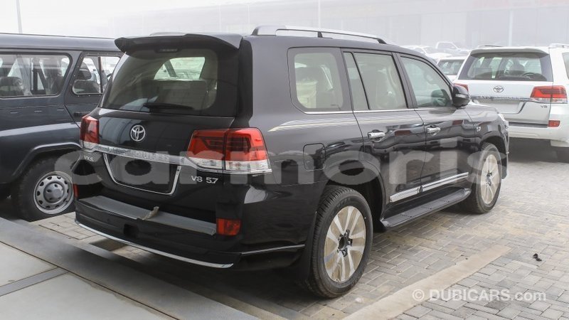 Big with watermark toyota land cruiser agalega islands import dubai 3848