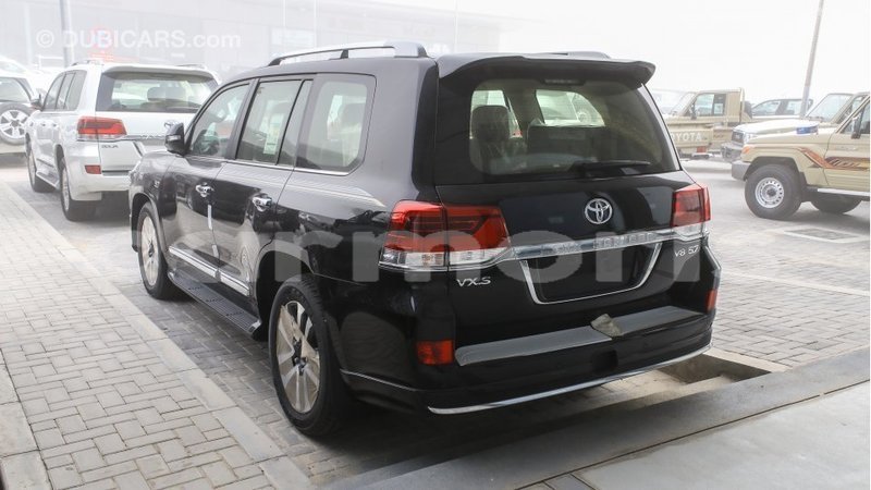 Big with watermark toyota land cruiser agalega islands import dubai 3848