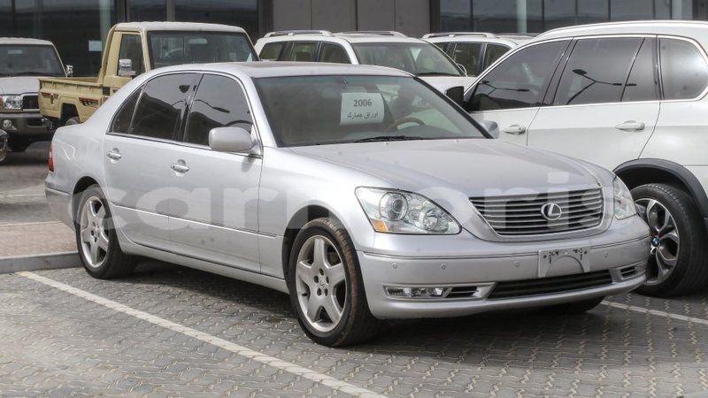 Big with watermark lexus ls agalega islands import dubai 3849