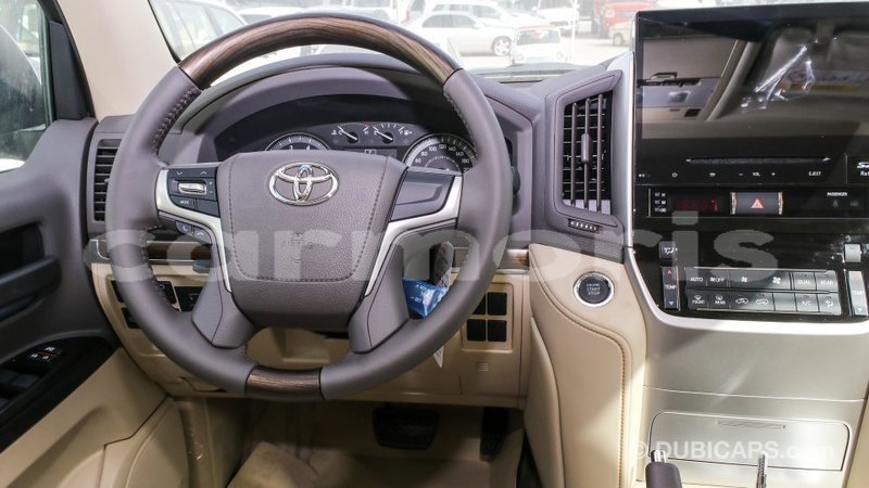 Big with watermark toyota land cruiser agalega islands import dubai 3850