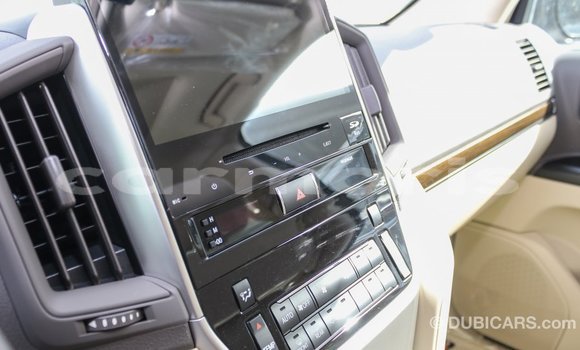 Acheter Import Voiture Toyota Land Cruiser Blanc à Import - Dubai, Îles Agalega Acheter Import Voiture Toyota Land Cruiser Blanc à Import - Dubai, Îles Agalega