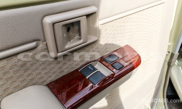 Acheter Import Voiture Toyota Land Cruiser Beige à Import - Dubai, Îles Agalega Acheter Import Voiture Toyota Land Cruiser Beige à Import - Dubai, Îles Agalega