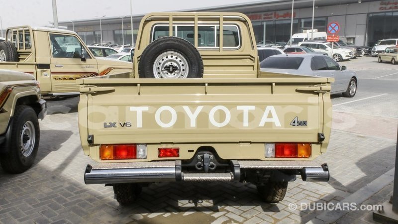 Big with watermark toyota land cruiser agalega islands import dubai 3853