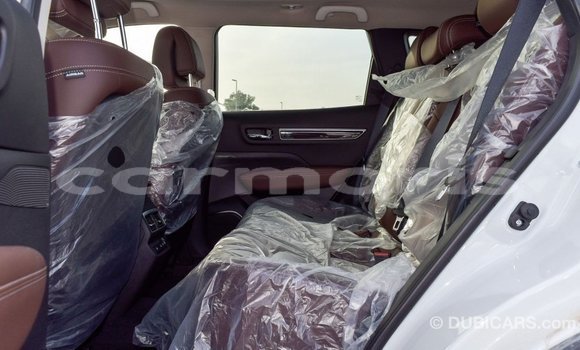 Buy Import Renault Koleos White Car in Import - Dubai in Agalega Islands Buy Import Renault Koleos White Car in Import - Dubai in Agalega Islands