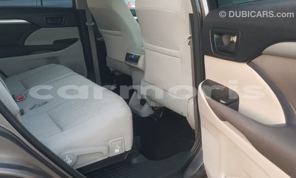 Buy Import Toyota Highlander Other Car in Import - Dubai in Agalega Islands Buy Import Toyota Highlander Other Car in Import - Dubai in Agalega Islands