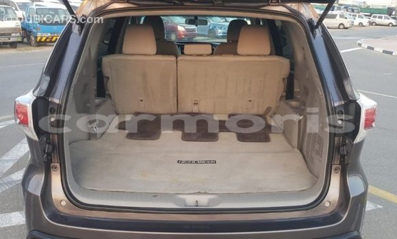 Buy Import Toyota Highlander Other Car in Import - Dubai in Agalega Islands Buy Import Toyota Highlander Other Car in Import - Dubai in Agalega Islands