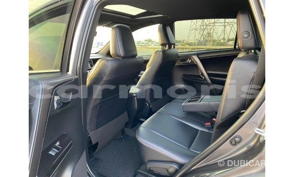 Buy Import Toyota HiAce Other Truck in Import - Dubai in Agalega Islands Buy Import Toyota HiAce Other Truck in Import - Dubai in Agalega Islands