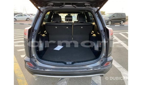 Buy Import Toyota HiAce Other Truck in Import - Dubai in Agalega Islands Buy Import Toyota HiAce Other Truck in Import - Dubai in Agalega Islands