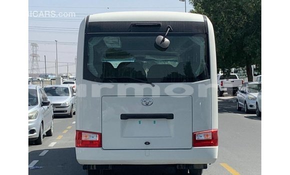 Buy Import Toyota Coaster White Car in Import - Dubai in Agalega Islands Buy Import Toyota Coaster White Car in Import - Dubai in Agalega Islands