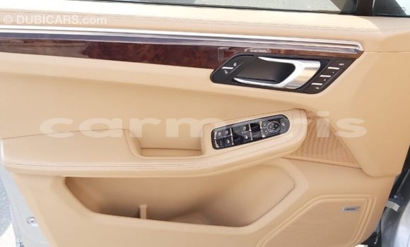 Buy Import Porsche Macan Other Car in Import - Dubai in Agalega Islands Buy Import Porsche Macan Other Car in Import - Dubai in Agalega Islands
