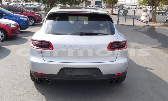 Buy Import Porsche Macan Other Car in Import - Dubai in Agalega Islands Buy Import Porsche Macan Other Car in Import - Dubai in Agalega Islands