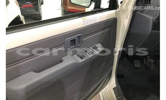 Buy Import Toyota Land Cruiser White Car in Import - Dubai in Agalega Islands Buy Import Toyota Land Cruiser White Car in Import - Dubai in Agalega Islands