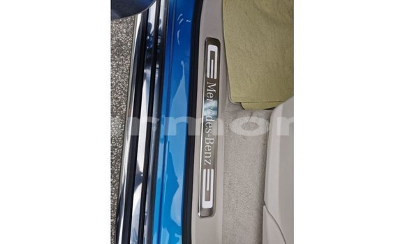 Buy Import Mercedes-Benz 190 Blue Car in Import - Dubai in Agalega Islands Buy Import Mercedes-Benz 190 Blue Car in Import - Dubai in Agalega Islands