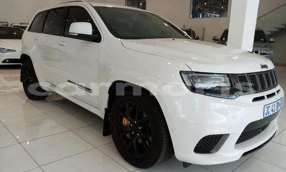 Buy Used Jeep Grand Cherokee White Car in Port Louis in Port Louis District