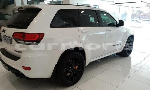 Buy Used Jeep Grand Cherokee White Car in Port Louis in Port Louis District Buy Used Jeep Grand Cherokee White Car in Port Louis in Port Louis District