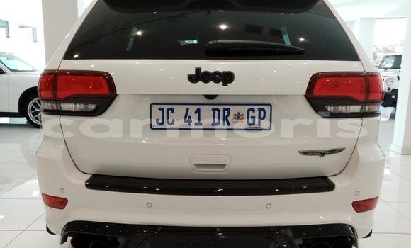 Buy Used Jeep Grand Cherokee White Car in Port Louis in Port Louis District Buy Used Jeep Grand Cherokee White Car in Port Louis in Port Louis District